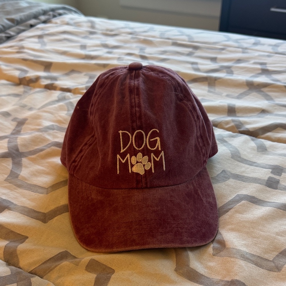 Dog Mom Burgundy Cap